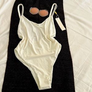 One piece bathing suit